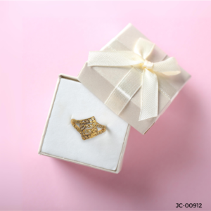 Intricate Geometric Gold Ring – Modern Artistry with Classic Elegance