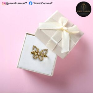 jewel canvas Golden Grace – Hollow Butterfly Ring